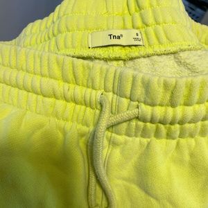 Aritzia TNA boyfriend sweatpants